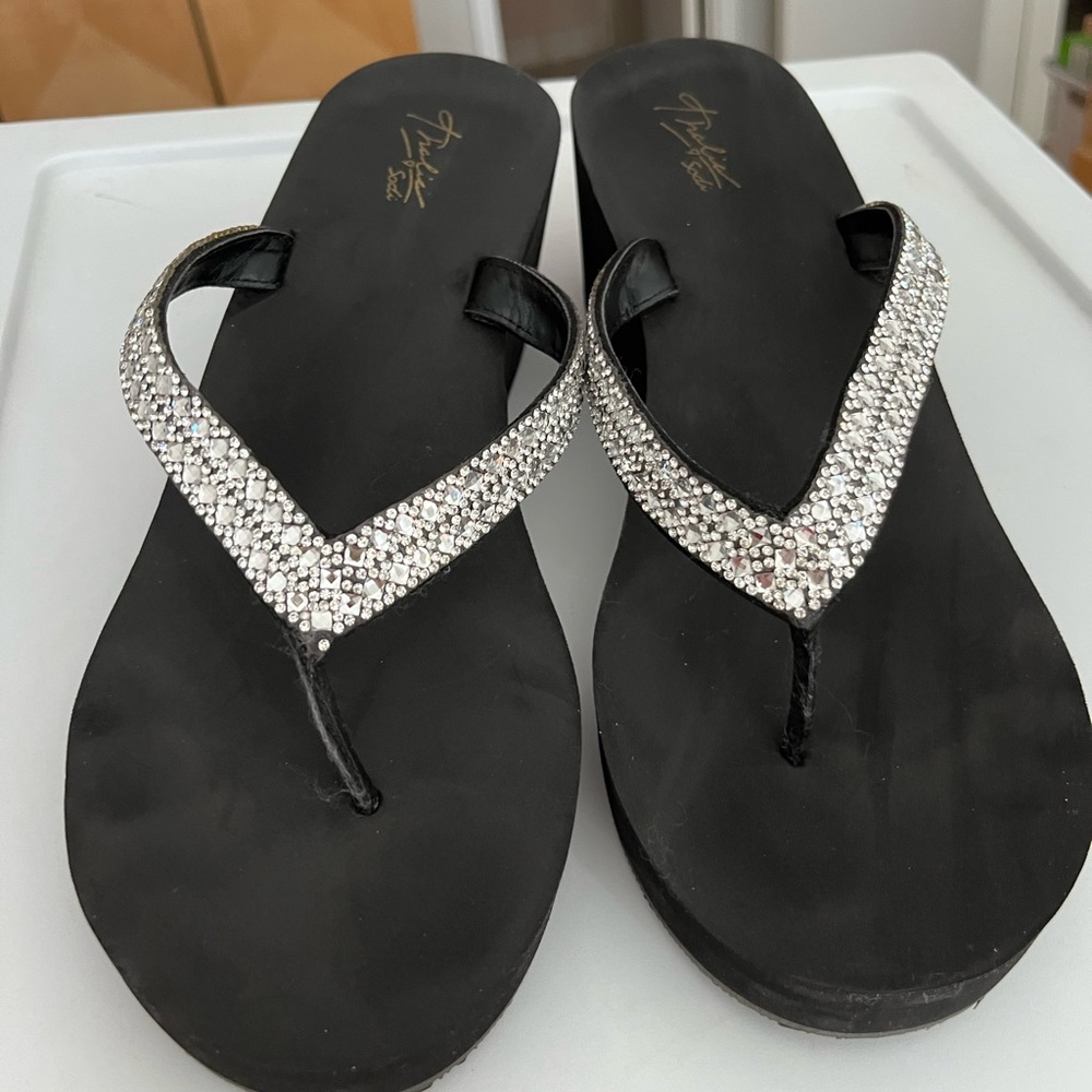 Flip flops